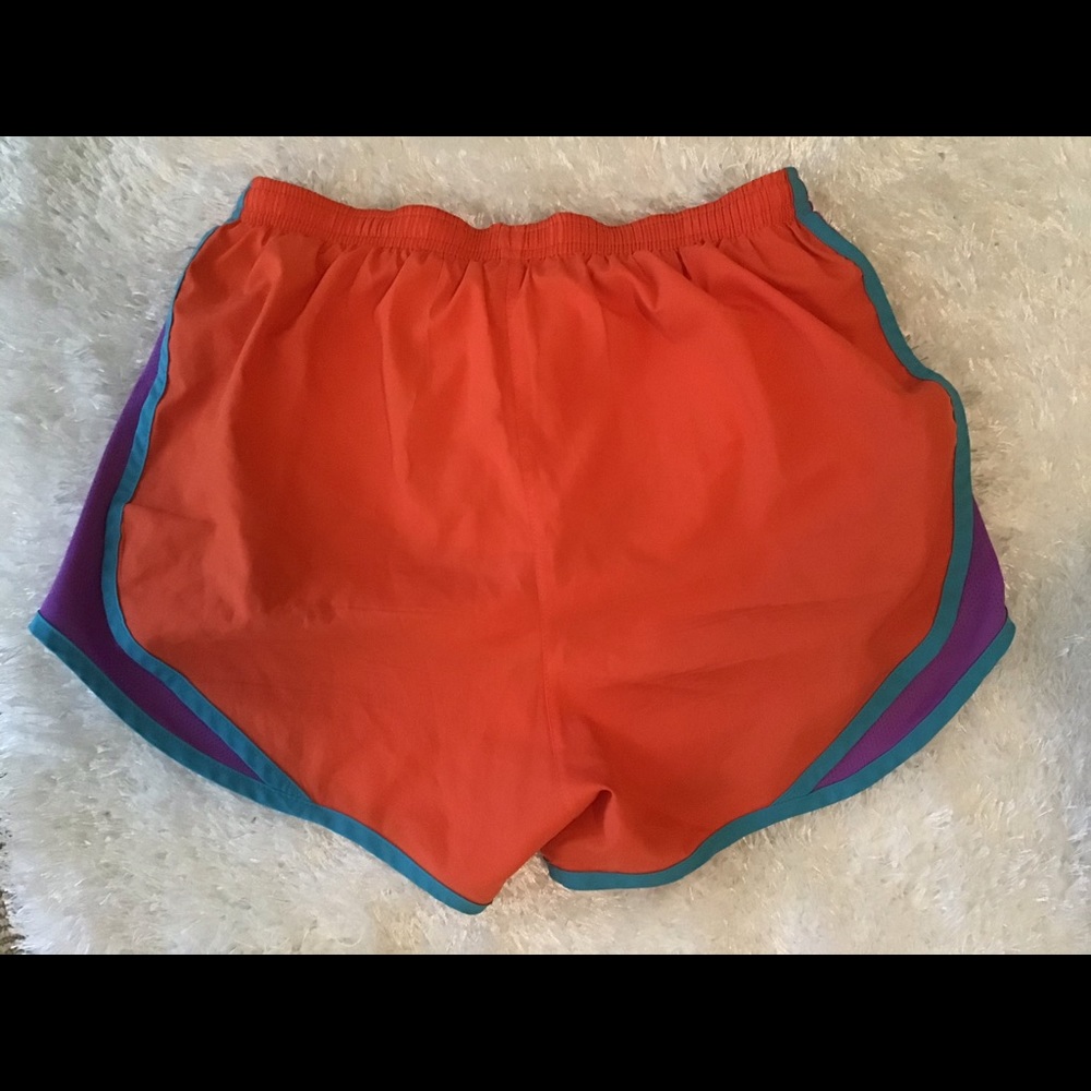 🔴SALE🔴NIKE TEMPO SHORTS🔴 - Picture 2 of 4